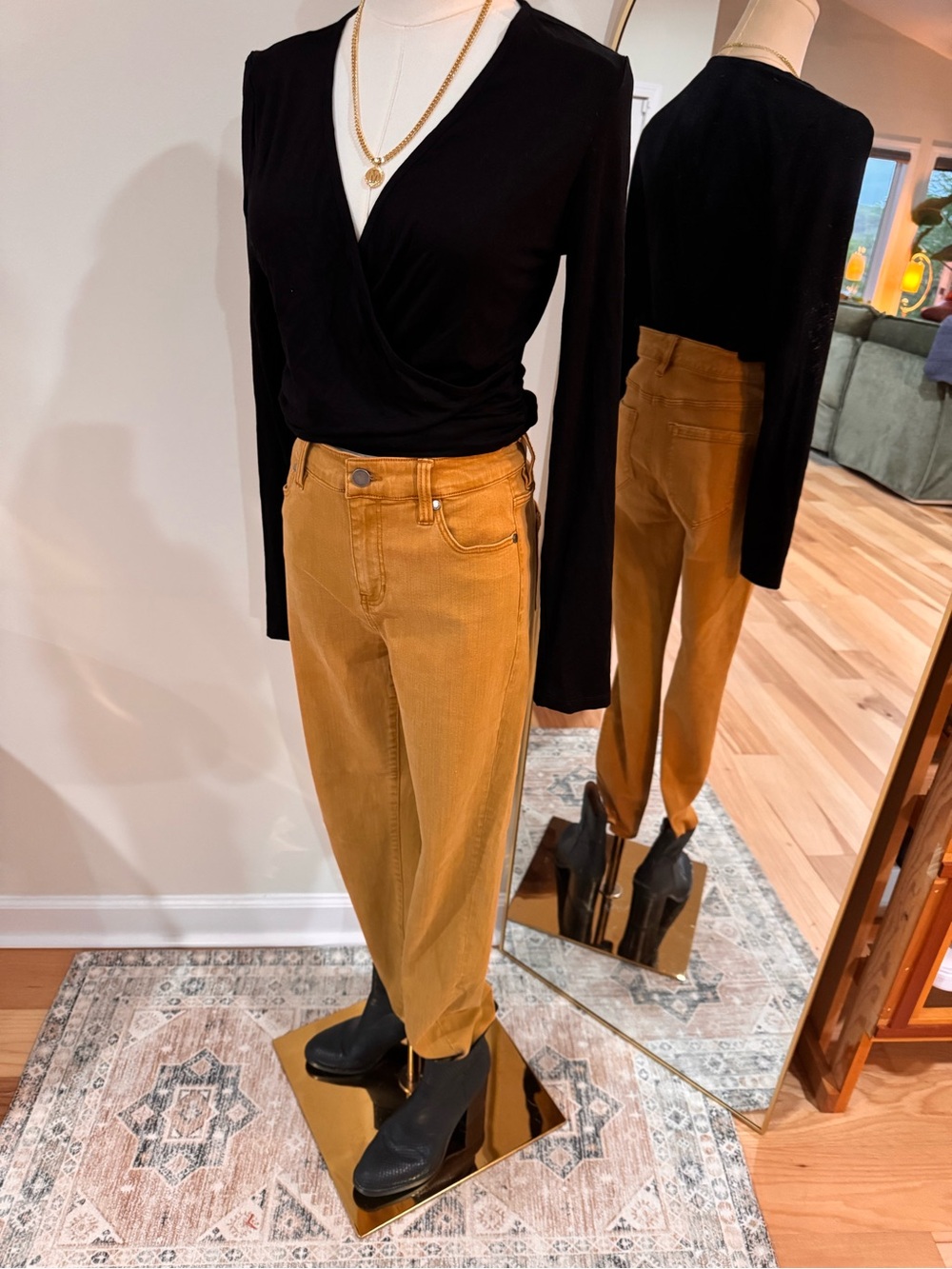 Mangopop ruched wrap top